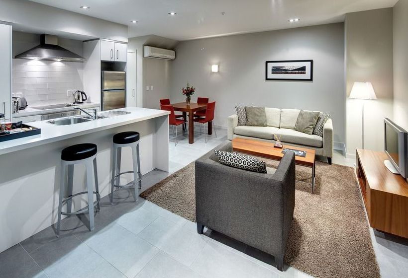 The Waterfront Suites - Heritage Boutique Collection 3