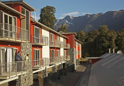 Distinction Fox Glacier Te Weheka Boutique Hotel 3