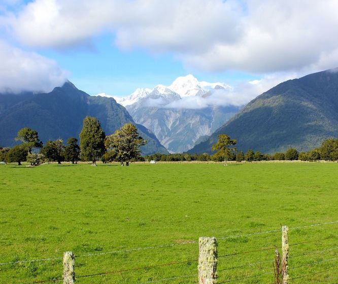 Hotel Lake Matheson 17