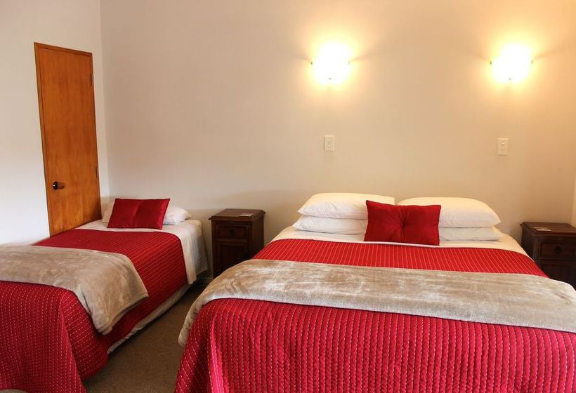 Hotel Lake Matheson 6