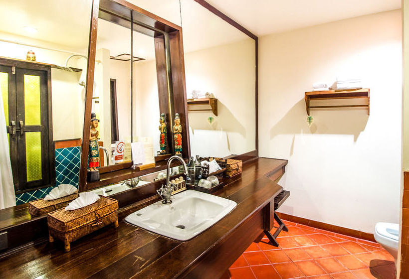 Floral Hotel Ayatana Chiang Mai 4