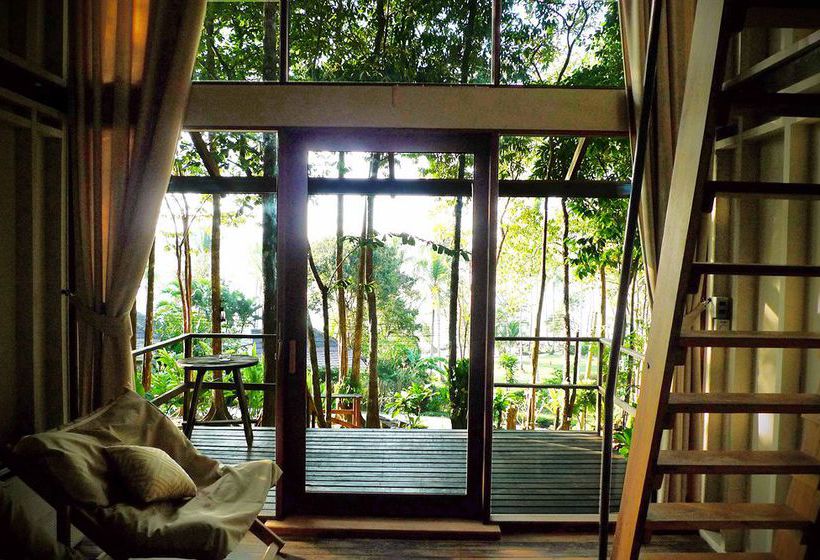 Away Koh Kood Resort 1