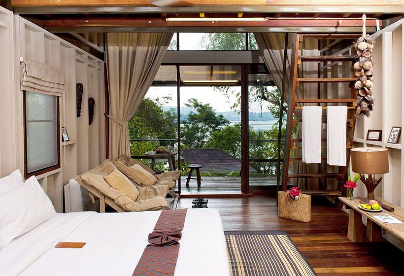 Away Koh Kood Resort 4