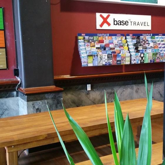 Hotel Base Wellington Backpackers 12