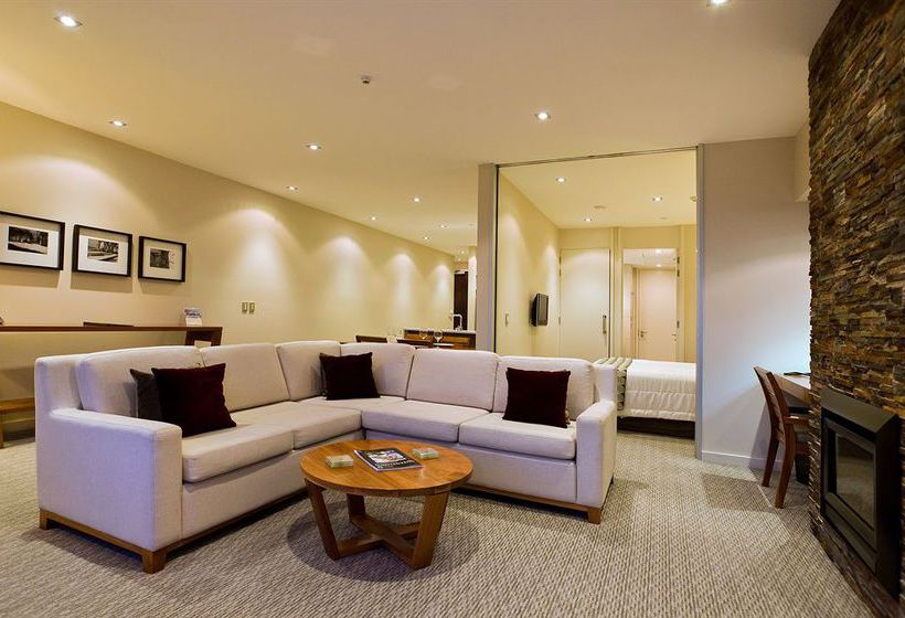 The Rees Hotel & Luxury Apartments 12