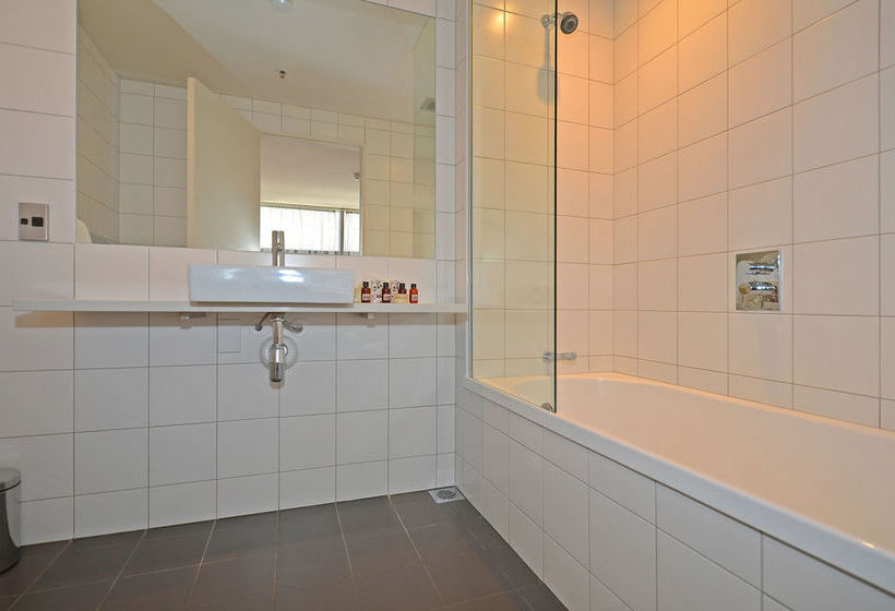 Quality Hotel Wellington 14