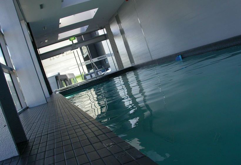 Quality Hotel Wellington 8