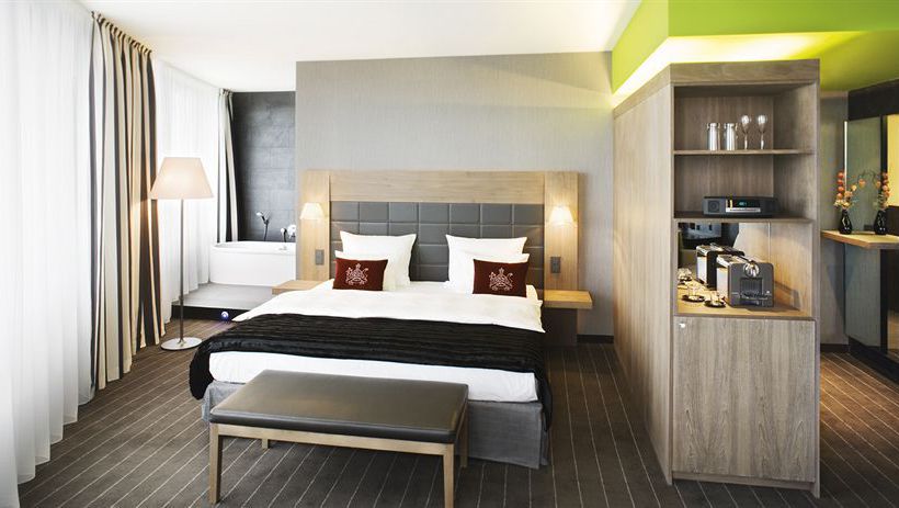 Mövenpick Hotel Stuttgart Airport & Messe 18