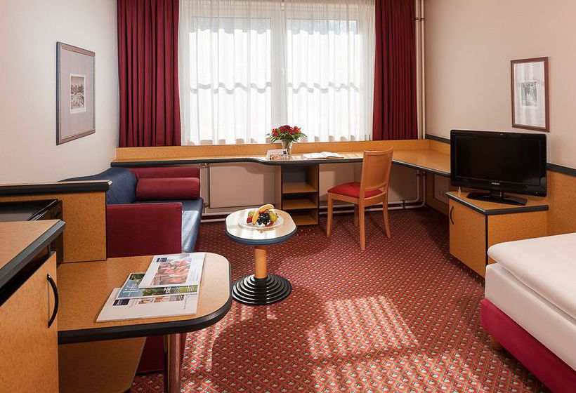 Dorint Airport-Hotel Berlin 1