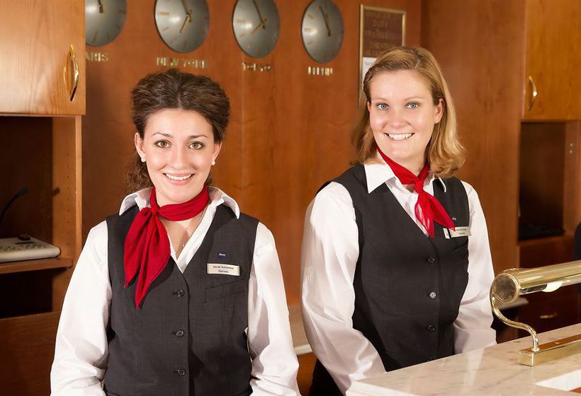 Dorint Airport-Hotel Berlin 8