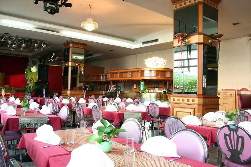 Hotel Inn Come Suite Bangkok 5