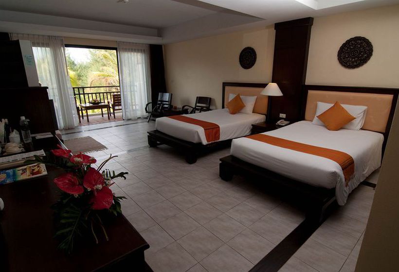 Hotel Manathai Khao Lak 4