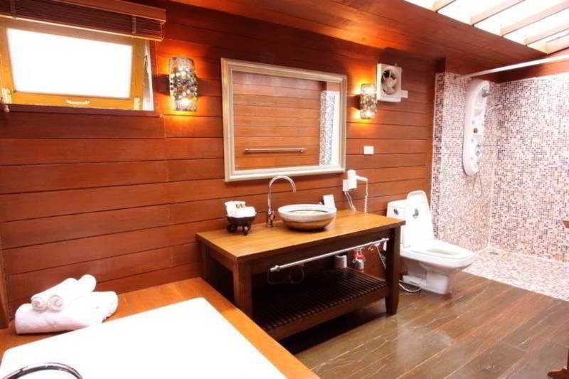 Hotel Gajapuri Resort & Spa 4