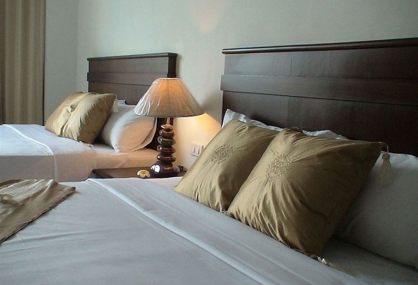 Hotel Crown Pattaya Beach 9