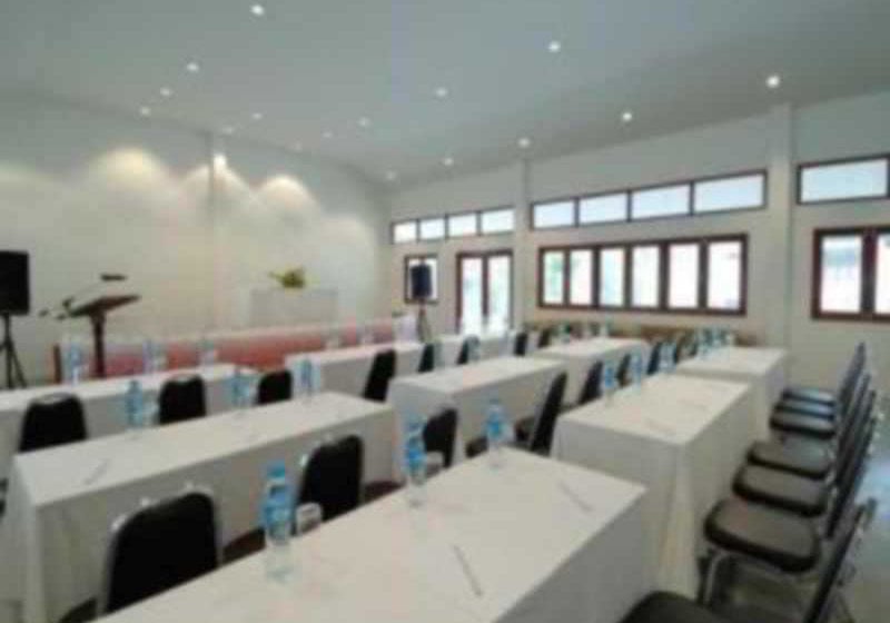 Hotel Koh Mook Charlie Beach Resort 14