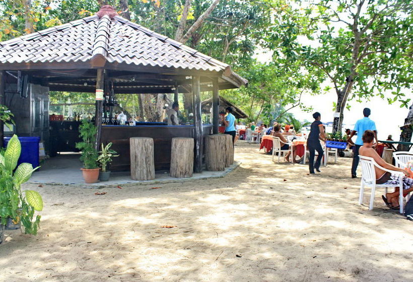 Hotel Koh Mook Charlie Beach Resort 2