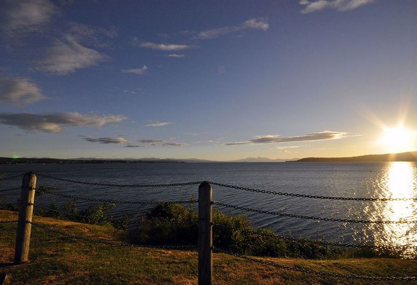 Base Taupo Hostel Isla Norte