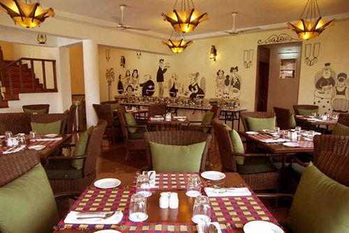 Hotel Lazy Lagoon Sarovar Portico Suites 6