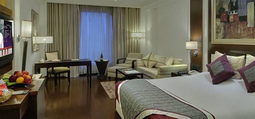 Hotel Pride Park Premier 6