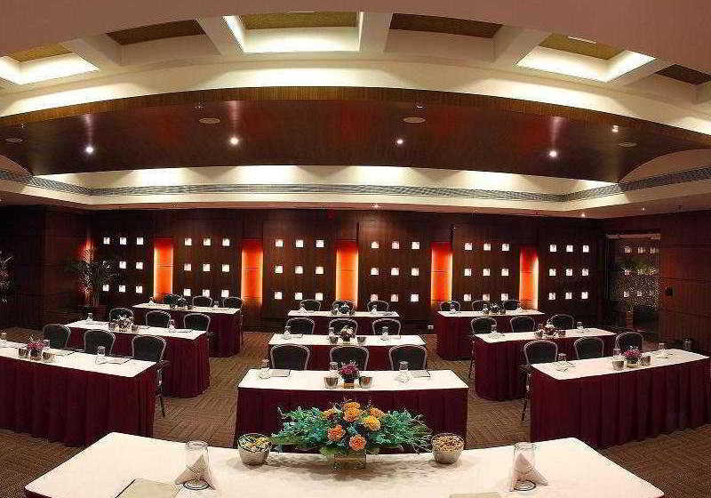 Hotel Heritage Village Resort & Spa Manesar 4