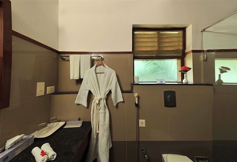 Estuary Island Resort 11