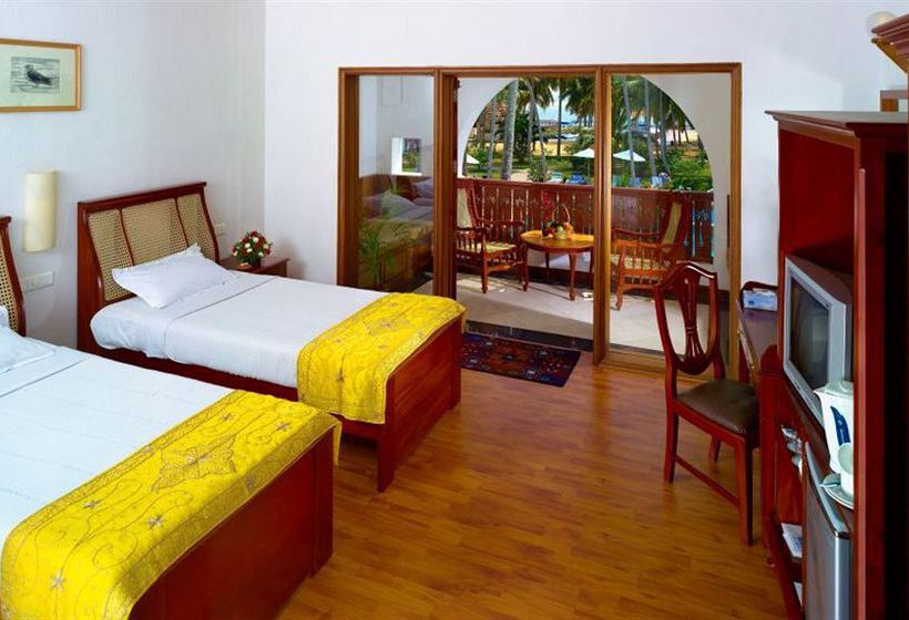 Estuary Island Resort 7