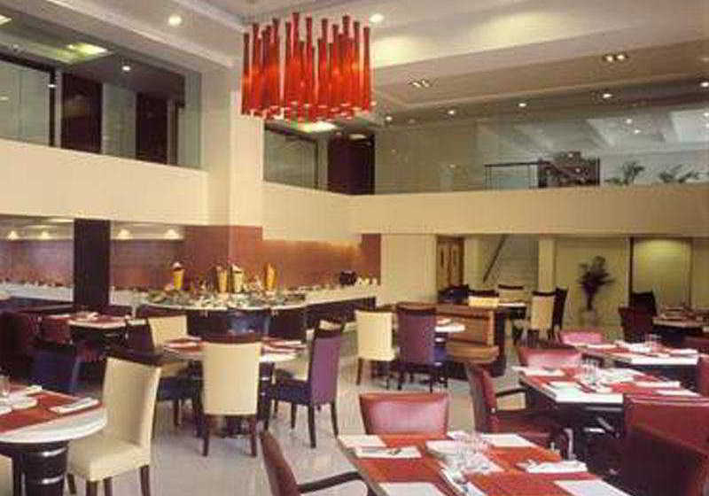 Hotel Sarovar Portico Indore Madhya Pradesh