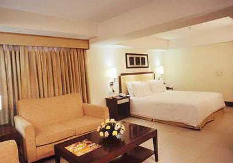 Hotel Sarovar Portico Indore 2