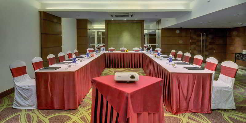 The Pride Hotel Ahmedabad 7