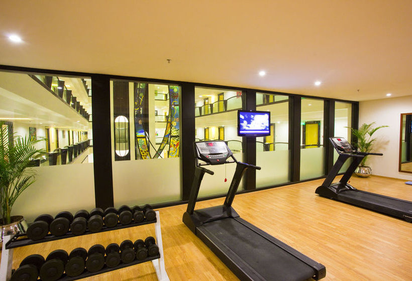 Hotel Lemon Tree Indore 11