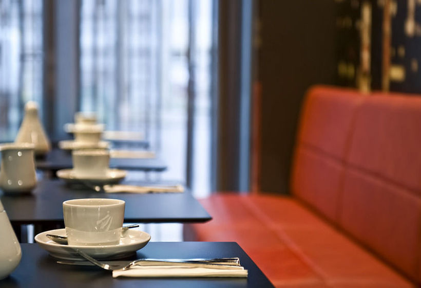 Adina Apartment Hotel Berlin Mitte 12