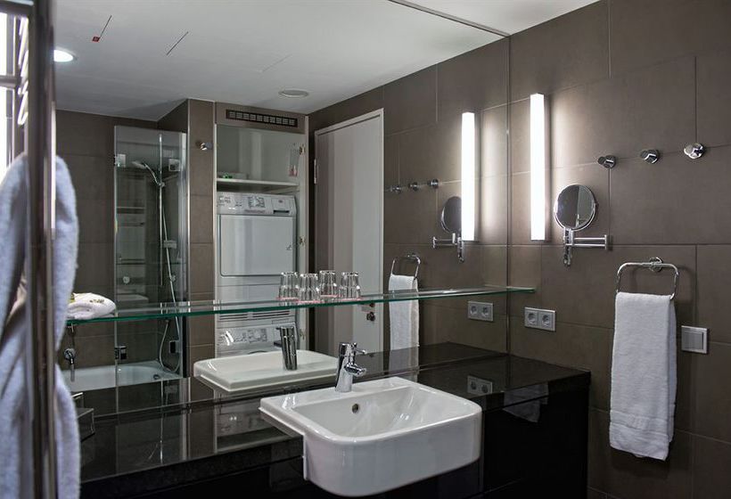 Adina Apartment Hotel Berlin Mitte 5