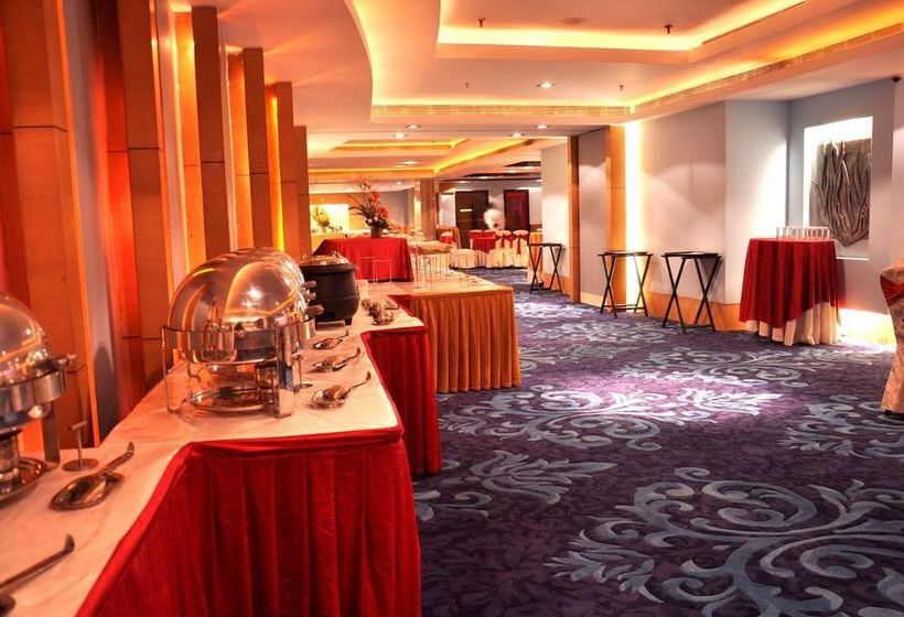 Hotel Fortune Inn Grazia 18