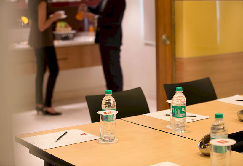 Hotel Ibis Gurgaon 13