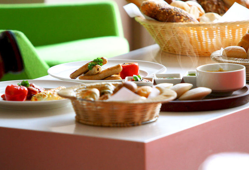 Hotel Ibis Gurgaon 3