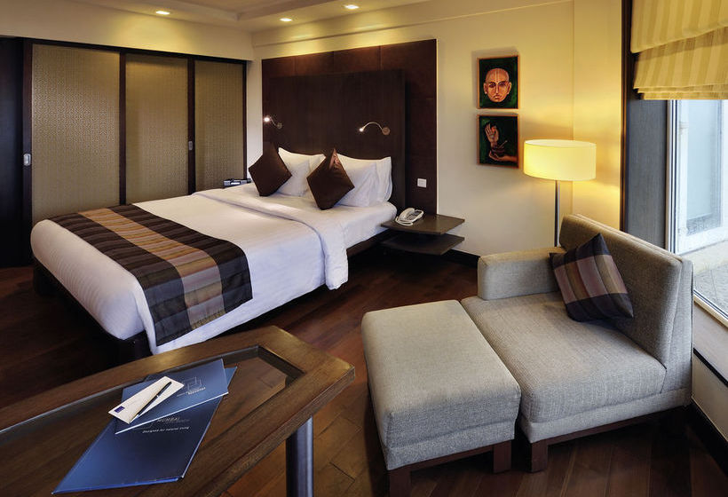 Novotel Mumbai Juhu Beach 11