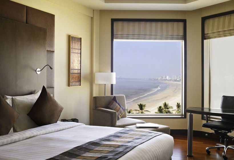 Novotel Mumbai Juhu Beach 18