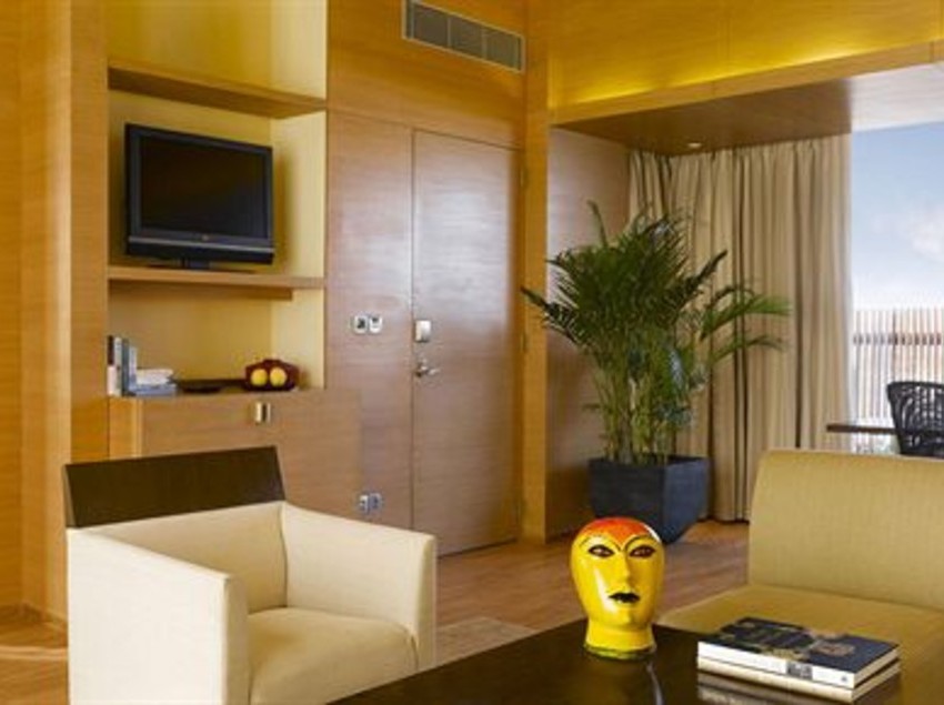 Hotel Ista Hyderabad 7