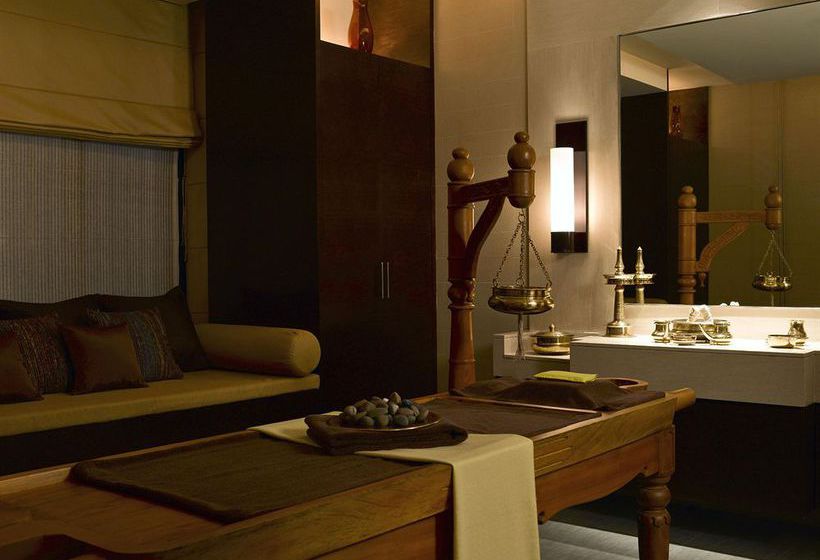 Hotel Ista Hyderabad 8