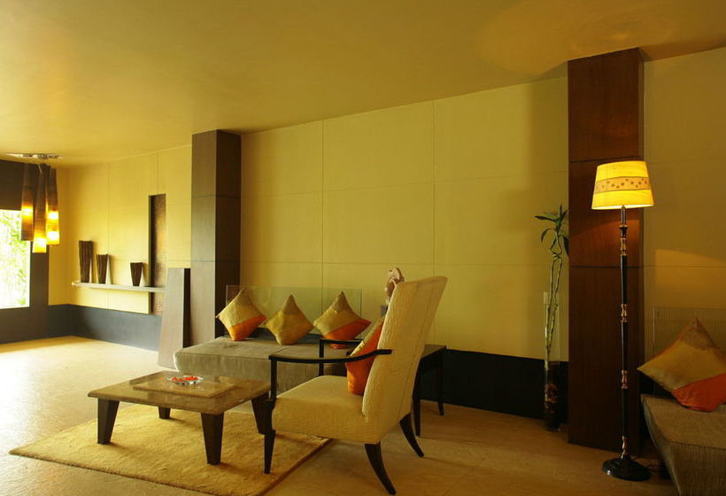 Hotel jüSTa on Necklace Road 11