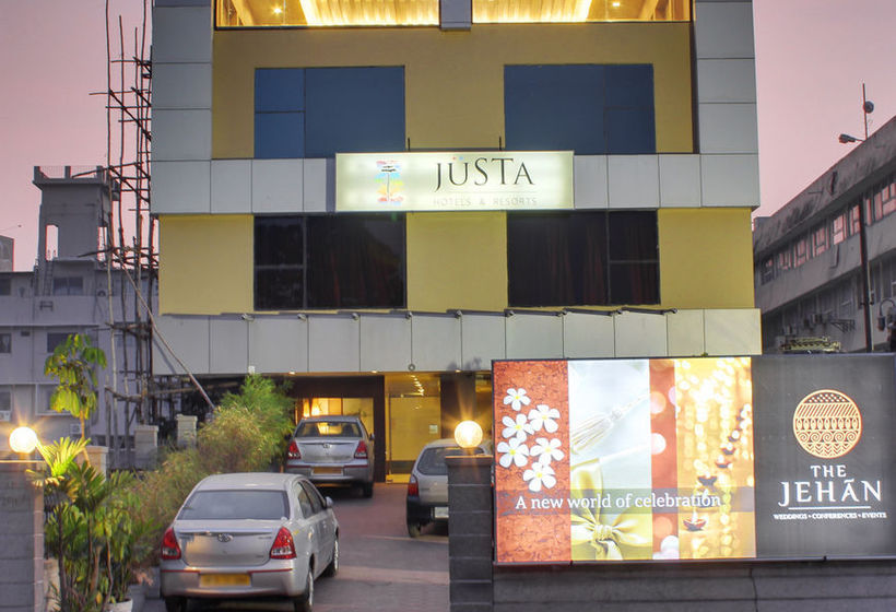 Hotel jüSTa on Necklace Road 13