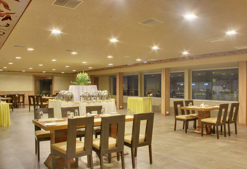 Hotel jüSTa on Necklace Road 19