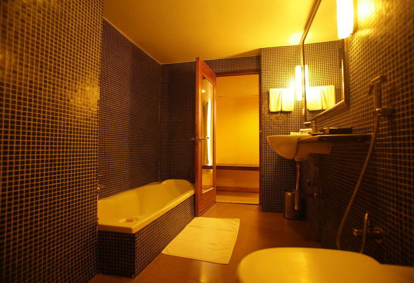 Hotel jüSTa on Necklace Road 2