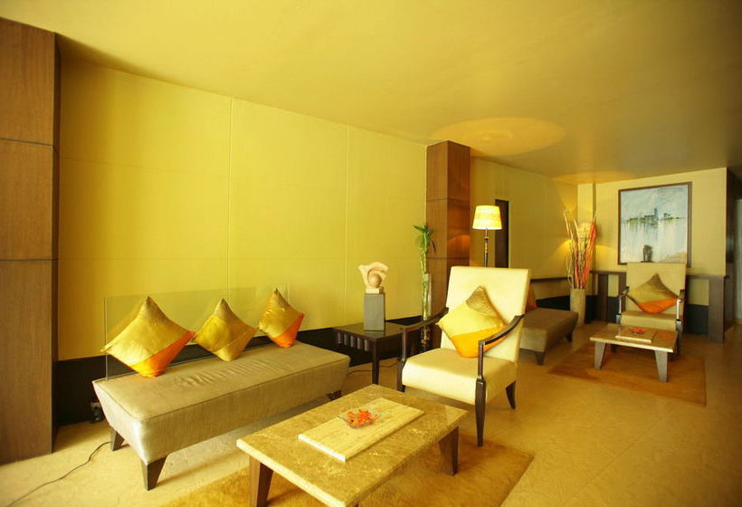 Hotel jüSTa on Necklace Road 9