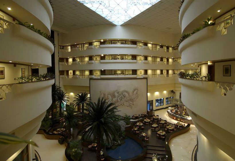 Hotel Taj Deccan 5