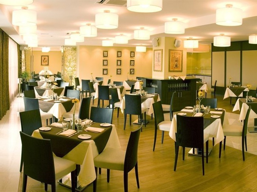 Hotel Holiday Inn Chelyabinsk Riverside 8