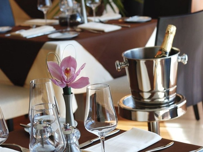 Hotel Holiday Inn Chelyabinsk Riverside 9