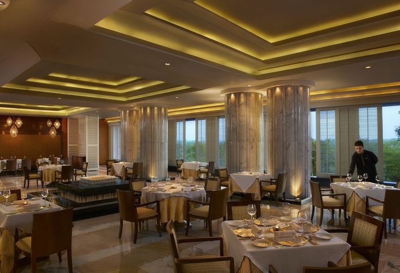 The Leela Kempinski Hotel & Residences 12