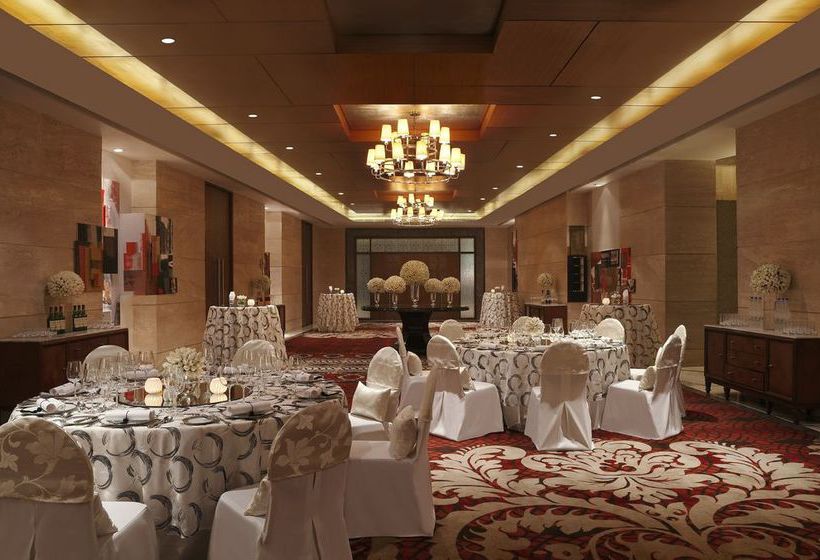 The Leela Kempinski Hotel & Residences 6