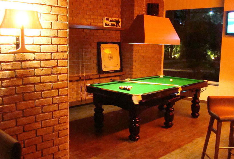 Hotel Lemon Tree Chennai 1